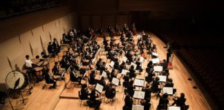 Orkiestra symfoniczna w smartfonie i na tablecie